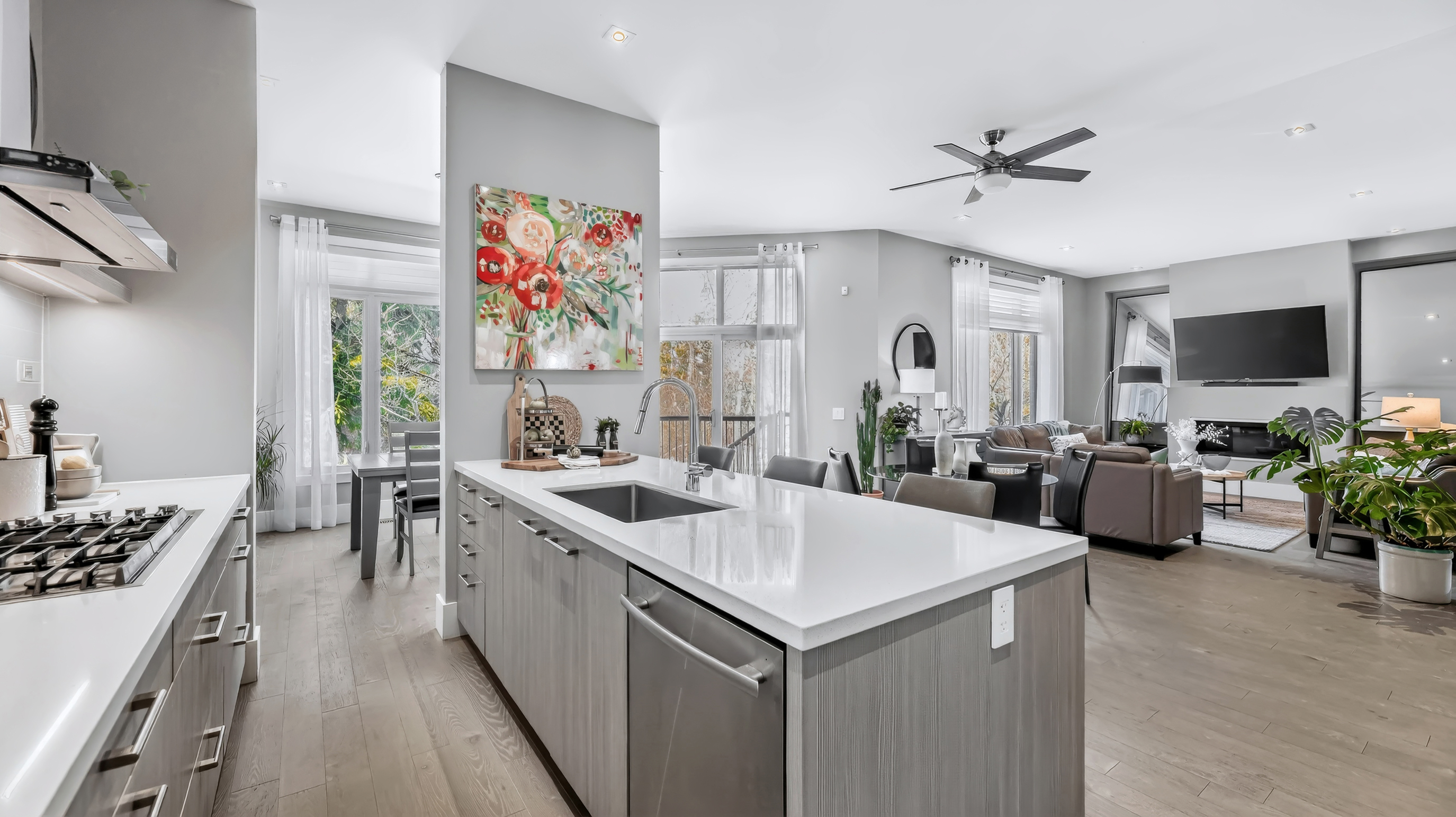 Floor-to-ceiling windows with forest views near 401 and Sheppard