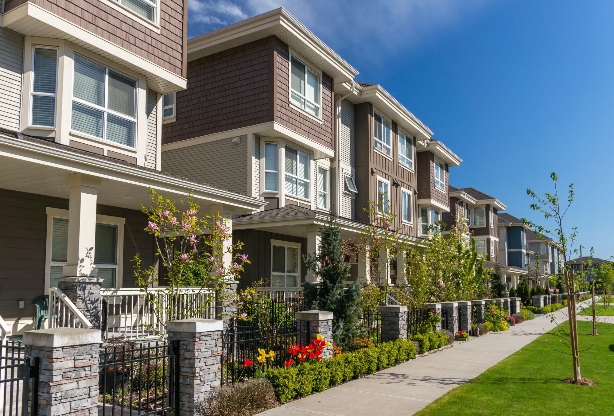 Semi-Detached / Townhome
