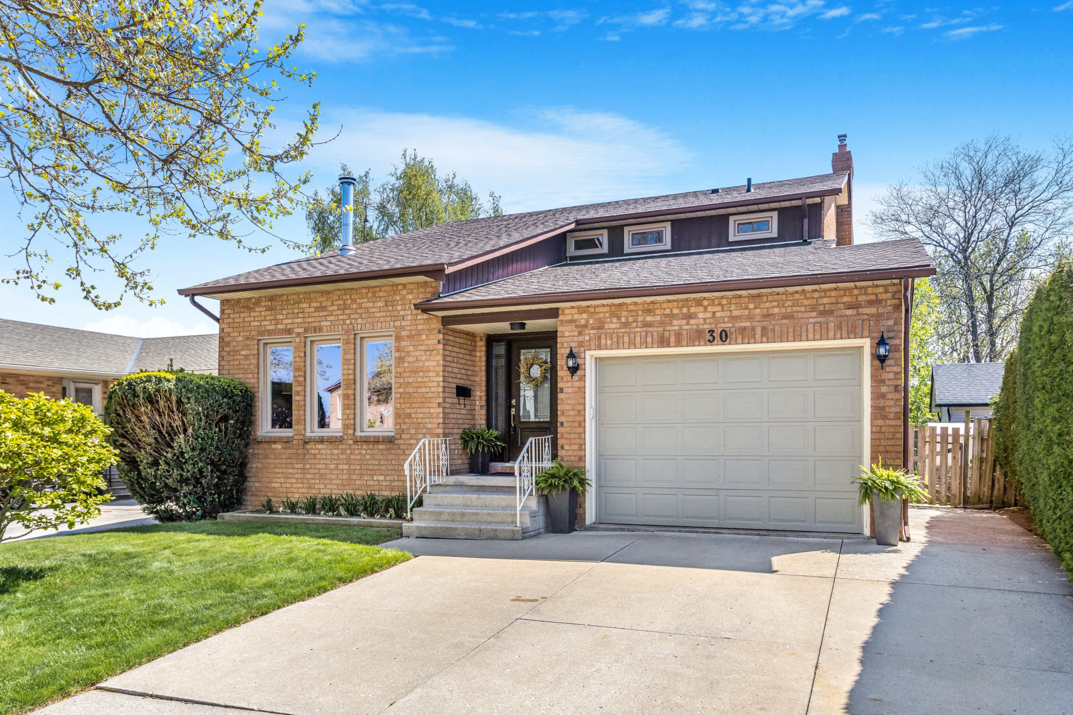  30 Guernsey Dr