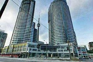 208 Queens Quay Way