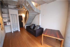 32 Stewart St