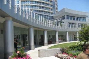 208 Queens Quay