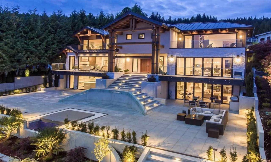 Greater Vancouver Luxury Homes