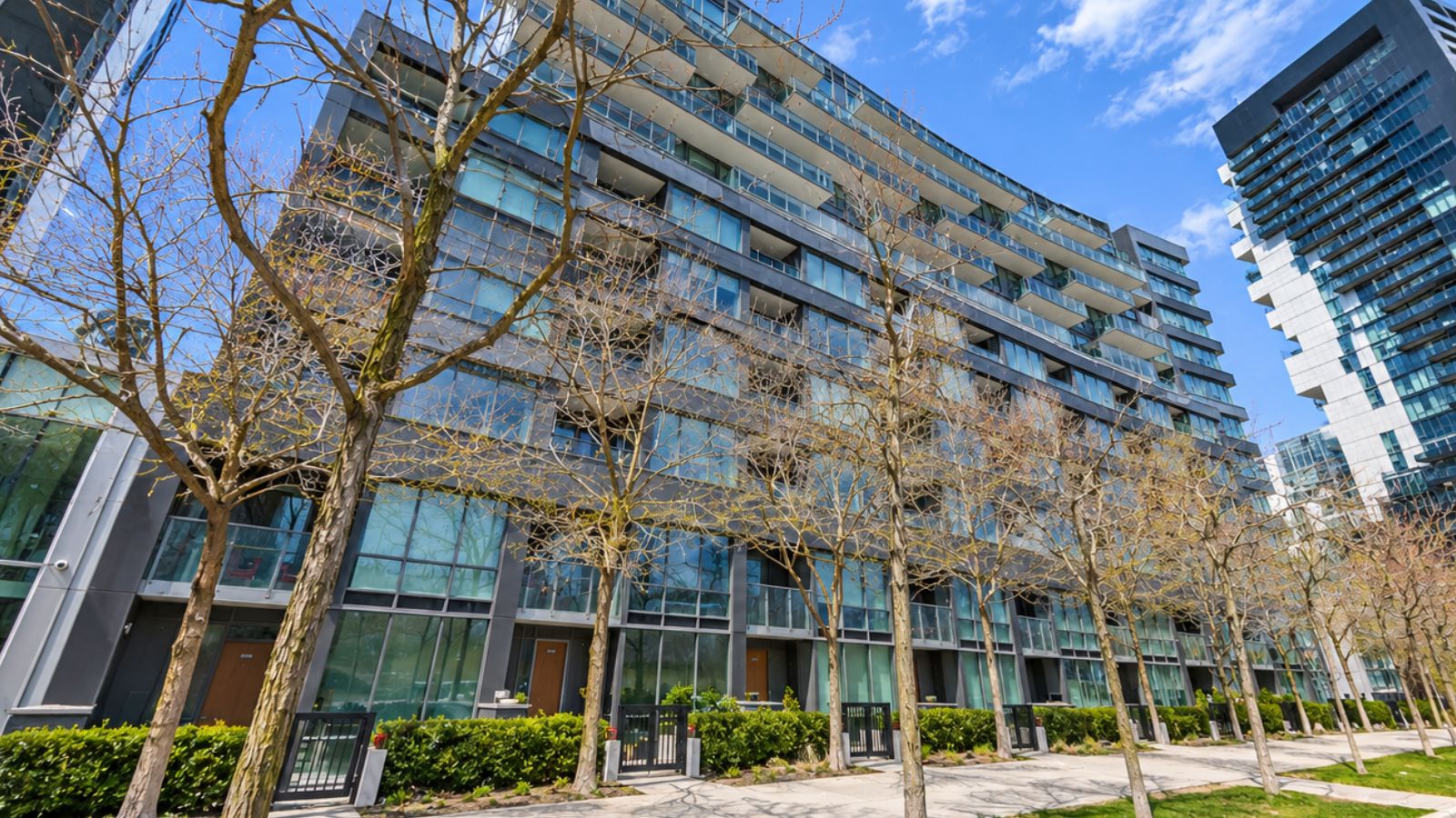 120 Bayview Avenue Toronto - Canary Park Condos