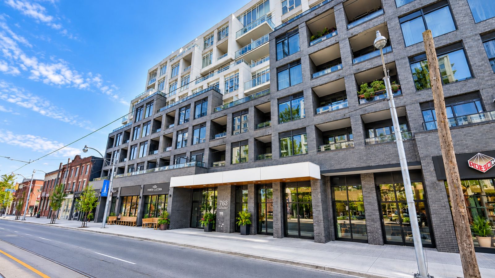 783 Bathurst Street Toronto - B.Streets Condos