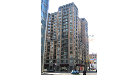 140 Simcoe St