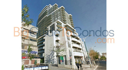 736 Spadina Ave