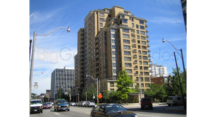 123 Eglinton Ave East