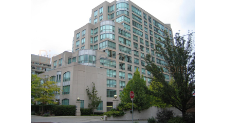 942 Yonge St