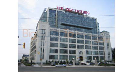 637 Lakeshore Blvd W