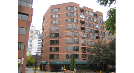 55 Wellesley St E