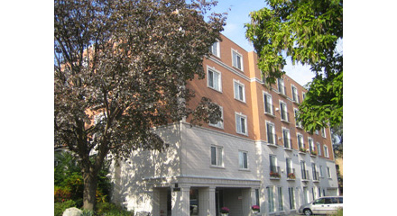 30 Anglesey Blvd