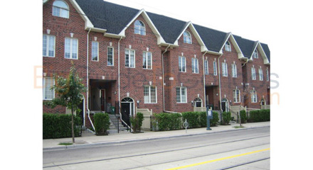 1000 College St