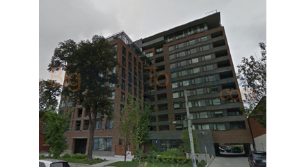 400 Wellington St W