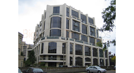 3 Mcalpine St