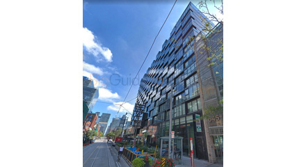629 King St W