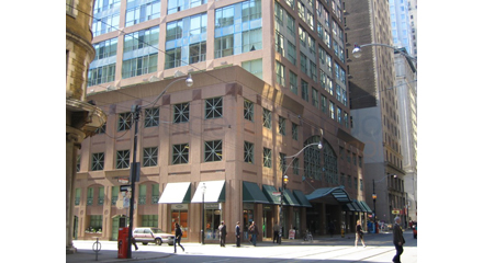 7 King St E