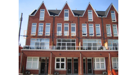 60 Tecumseth St
