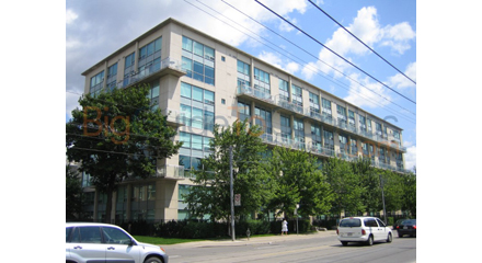 954 King St W