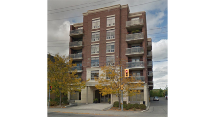 4196 Dundas St W