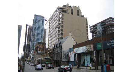 900 Yonge St
