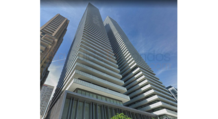 42 Charles St E