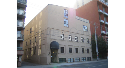 287 Richmond St E