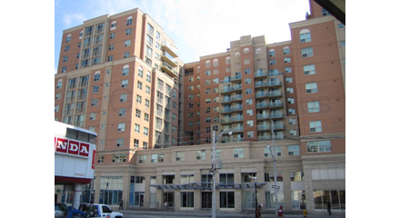 323 Richmond St E