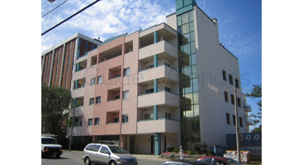600 Eglinton Ave E