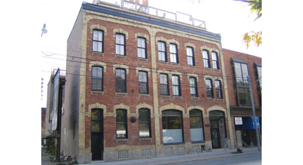 189 Queen St E