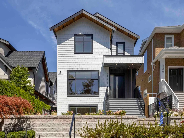 Single Family Kitsilano Detached House