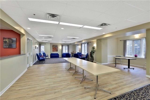 90 Aspen Springs Dr, #207