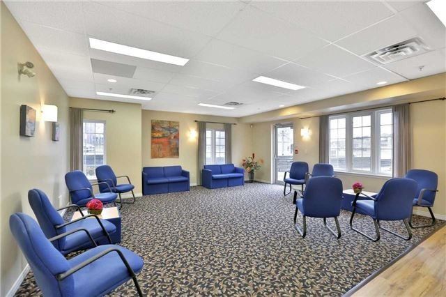 90 Aspen Springs Dr, #207