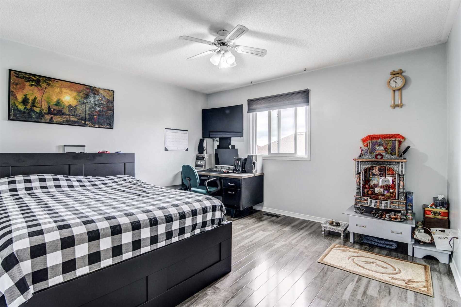 127 Springview Dr