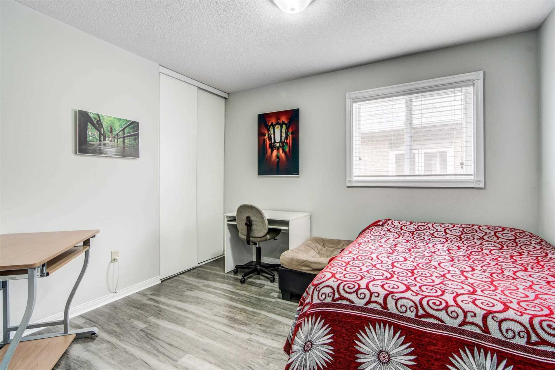 127 Springview Dr
