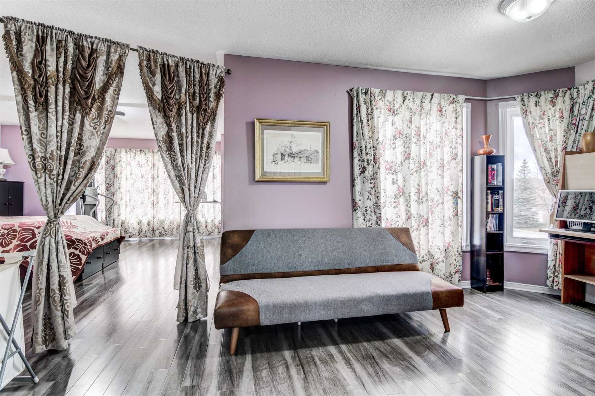 127 Springview Dr