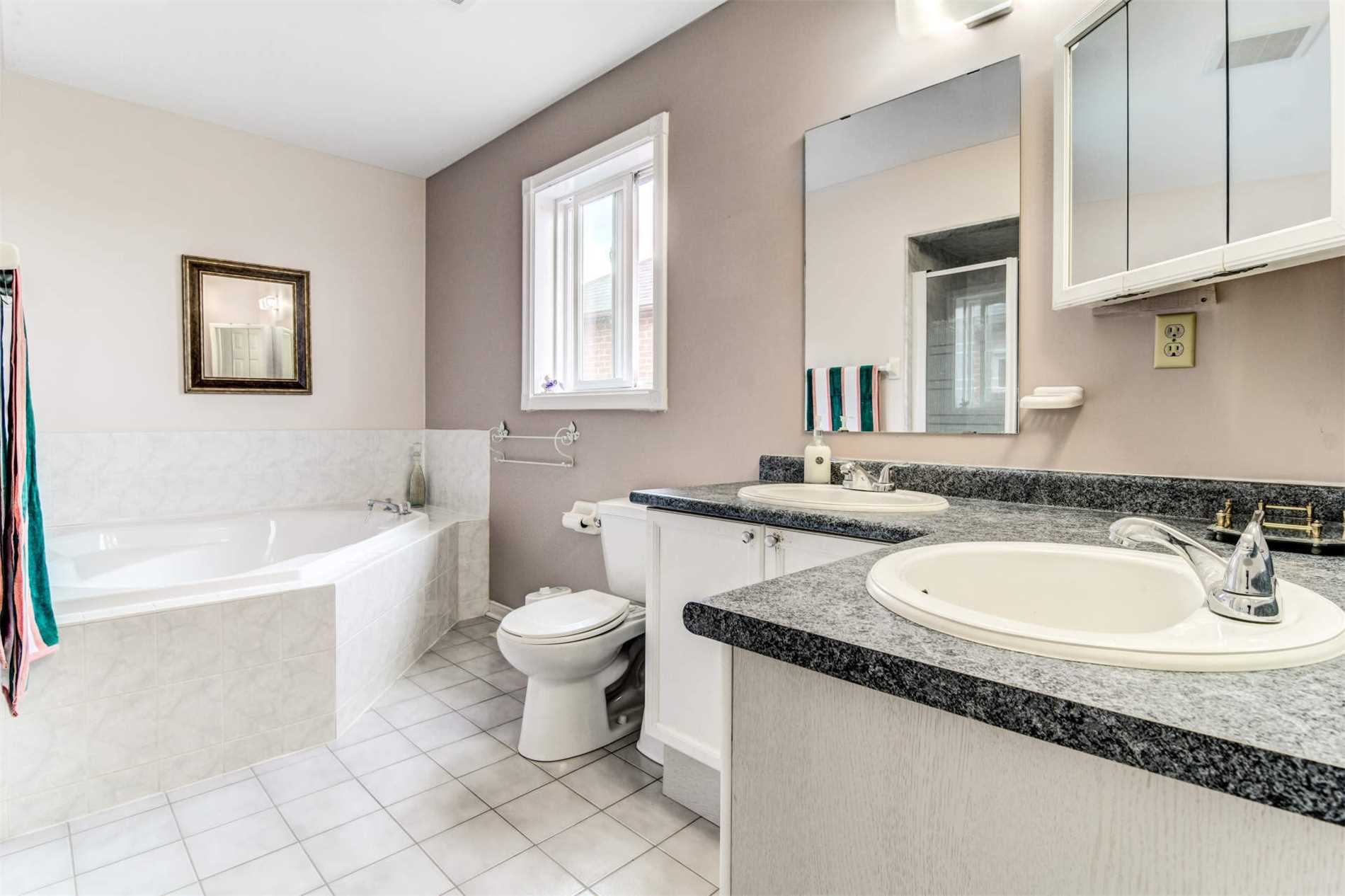127 Springview Dr