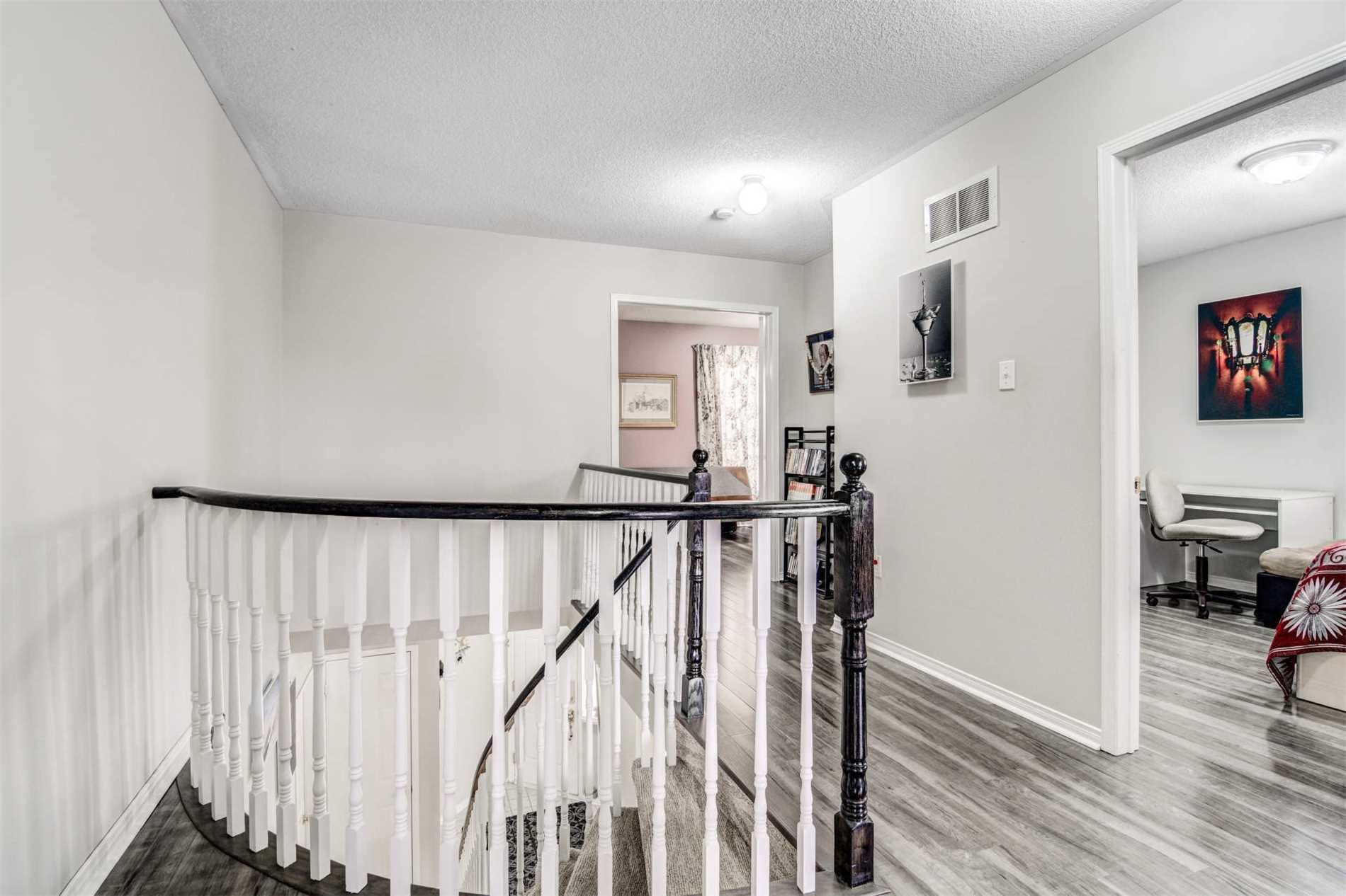 127 Springview Dr