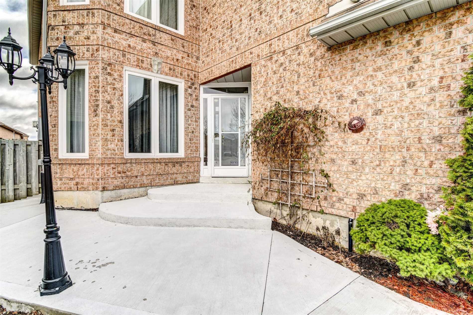127 Springview Dr