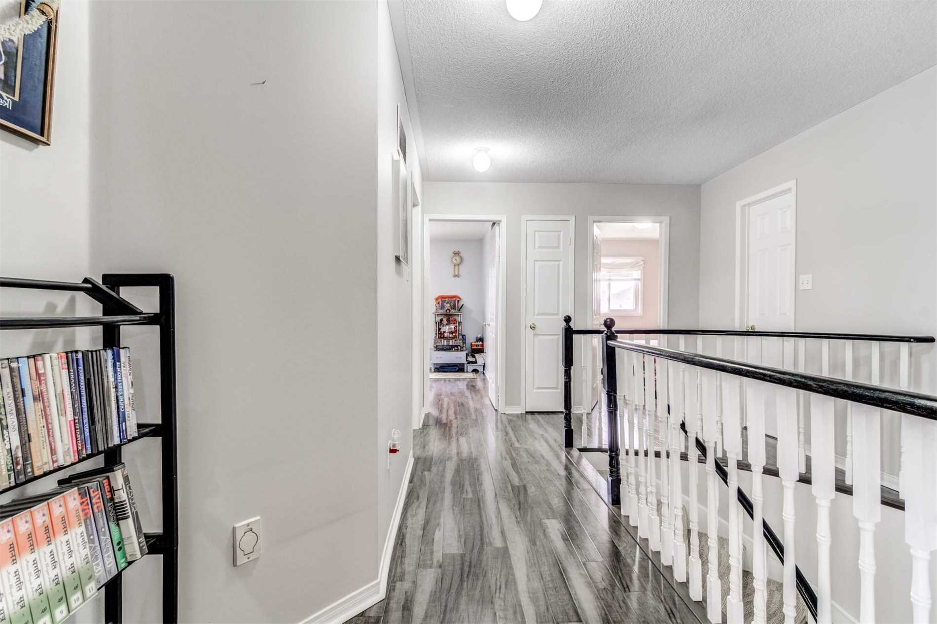 127 Springview Dr