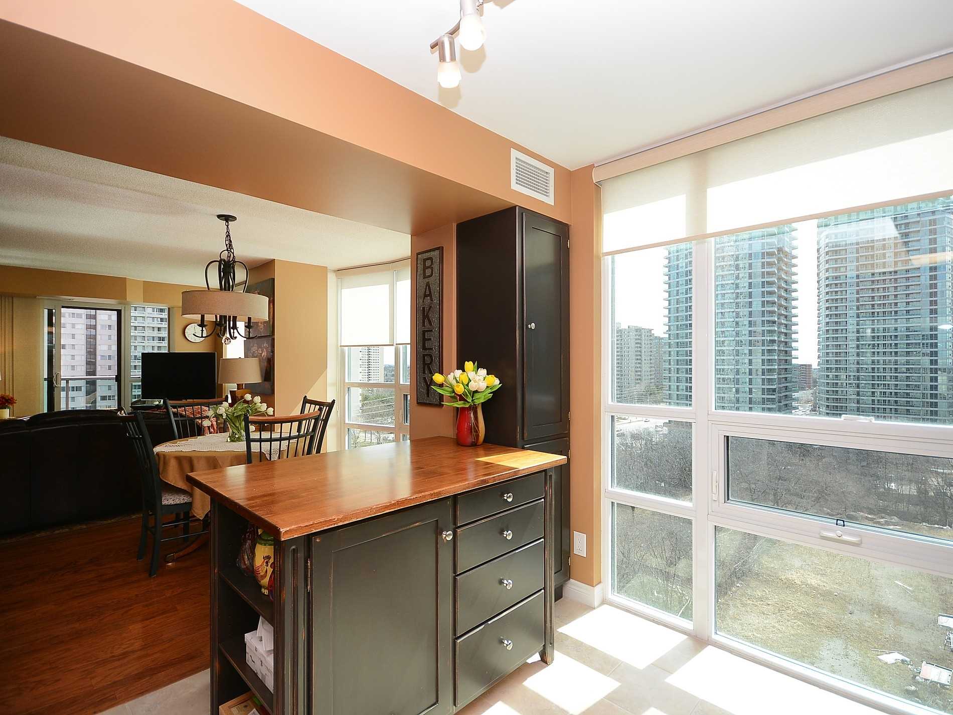 Listing W4410883 - Large Photo # 11