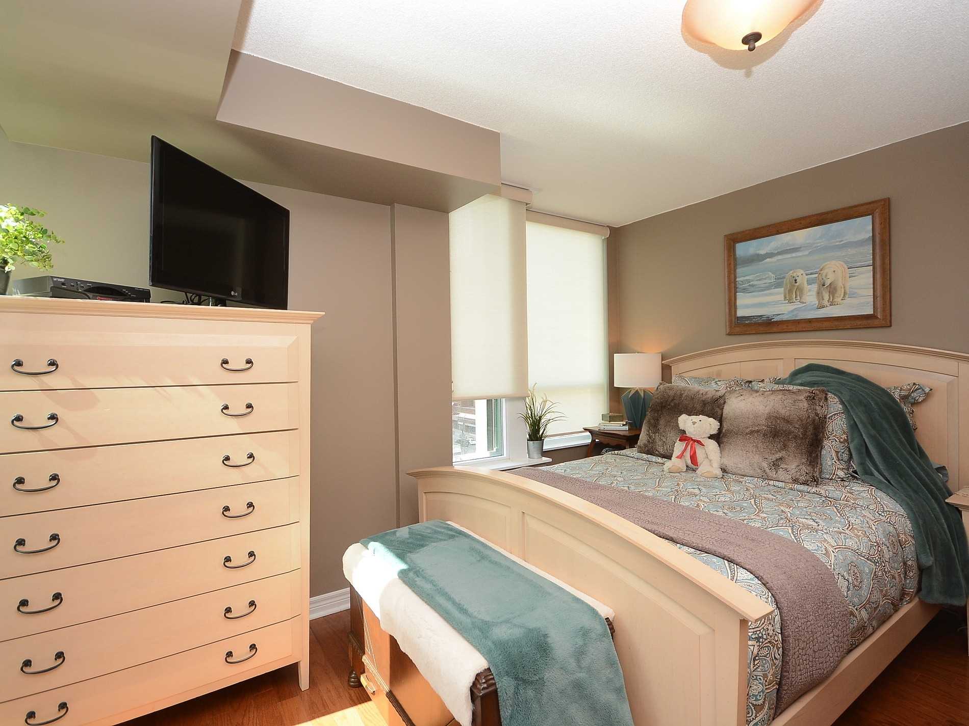 Listing W4410883 - Large Photo # 12