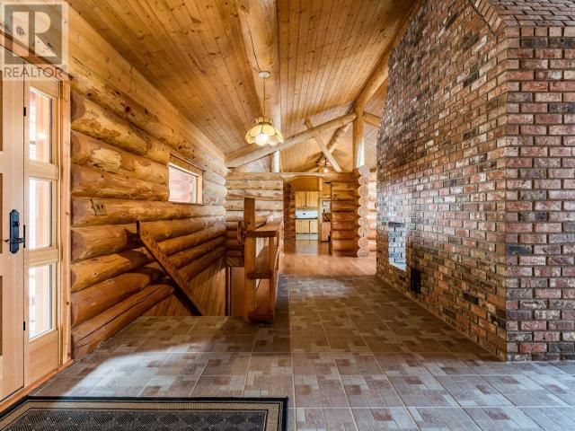 Listing 152840 - Large Photo # 17