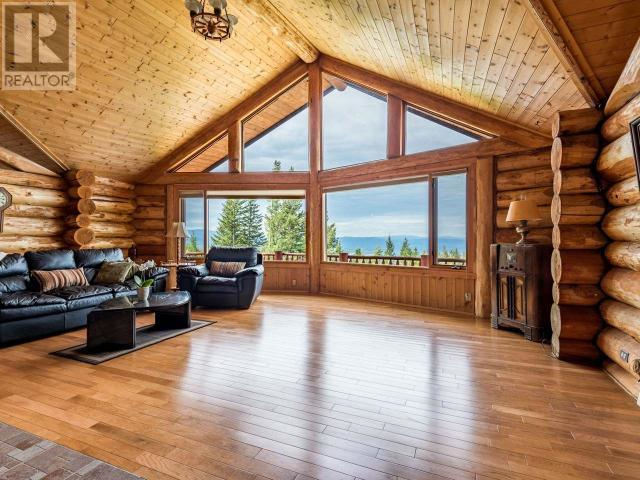Listing 152840 - Large Photo # 1