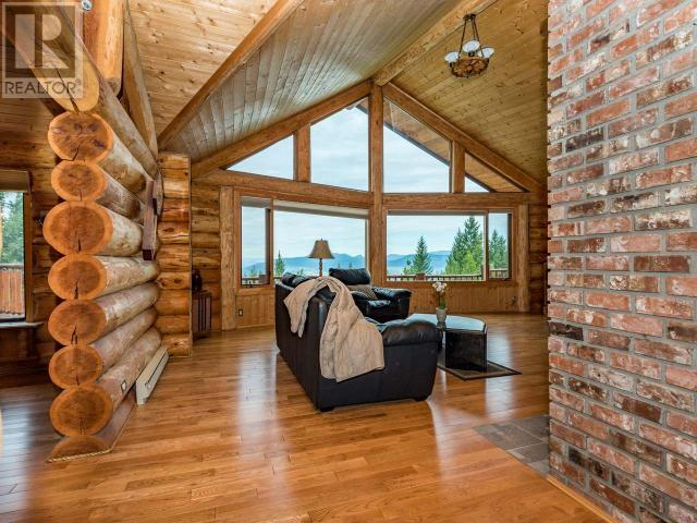 Listing 152840 - Large Photo # 18