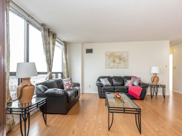 Listing W4058699 - Large Photo # 7