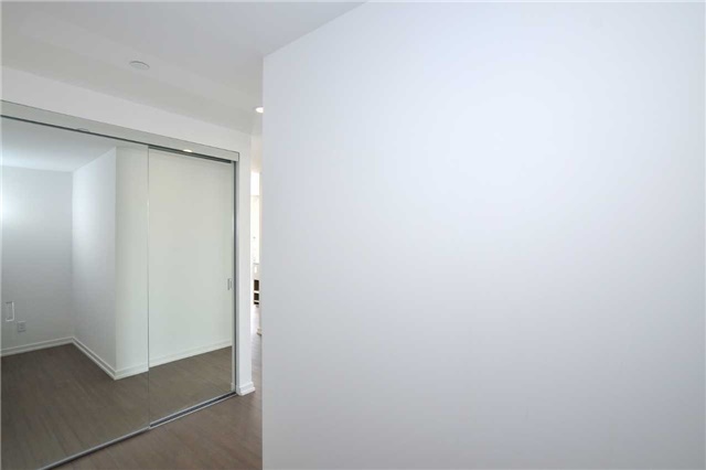 Listing C3585779 - Large Photo # 2