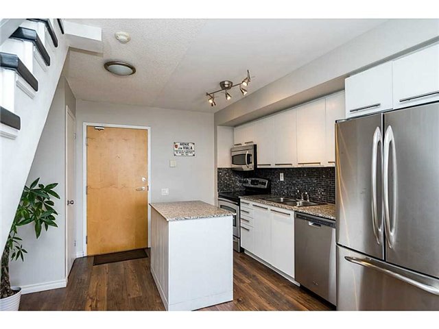 1040 The Queensway #917