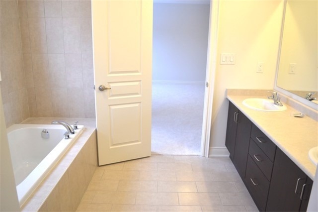 Listing W4164635 - Large Photo # 17