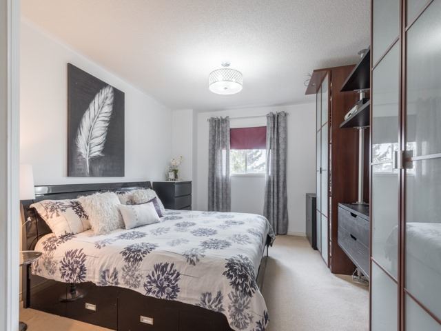 Listing W4113361 - Large Photo # 12